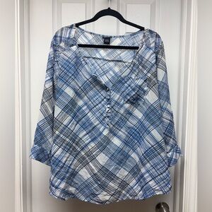 Torrid Blue Black White Plaid Print Blouse Top Size 2 (18/20)